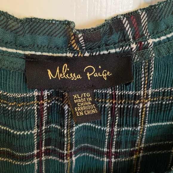 Melissa Paige flowy green plaid top size XL with ruching - Picture 2 of 6